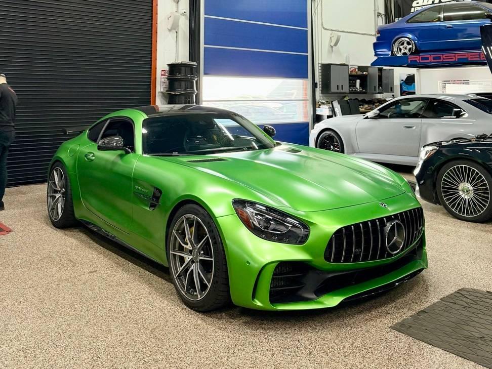 MERCEDES-BENZ AMG GT 2018 WDDYJ7KA1JA013291 image